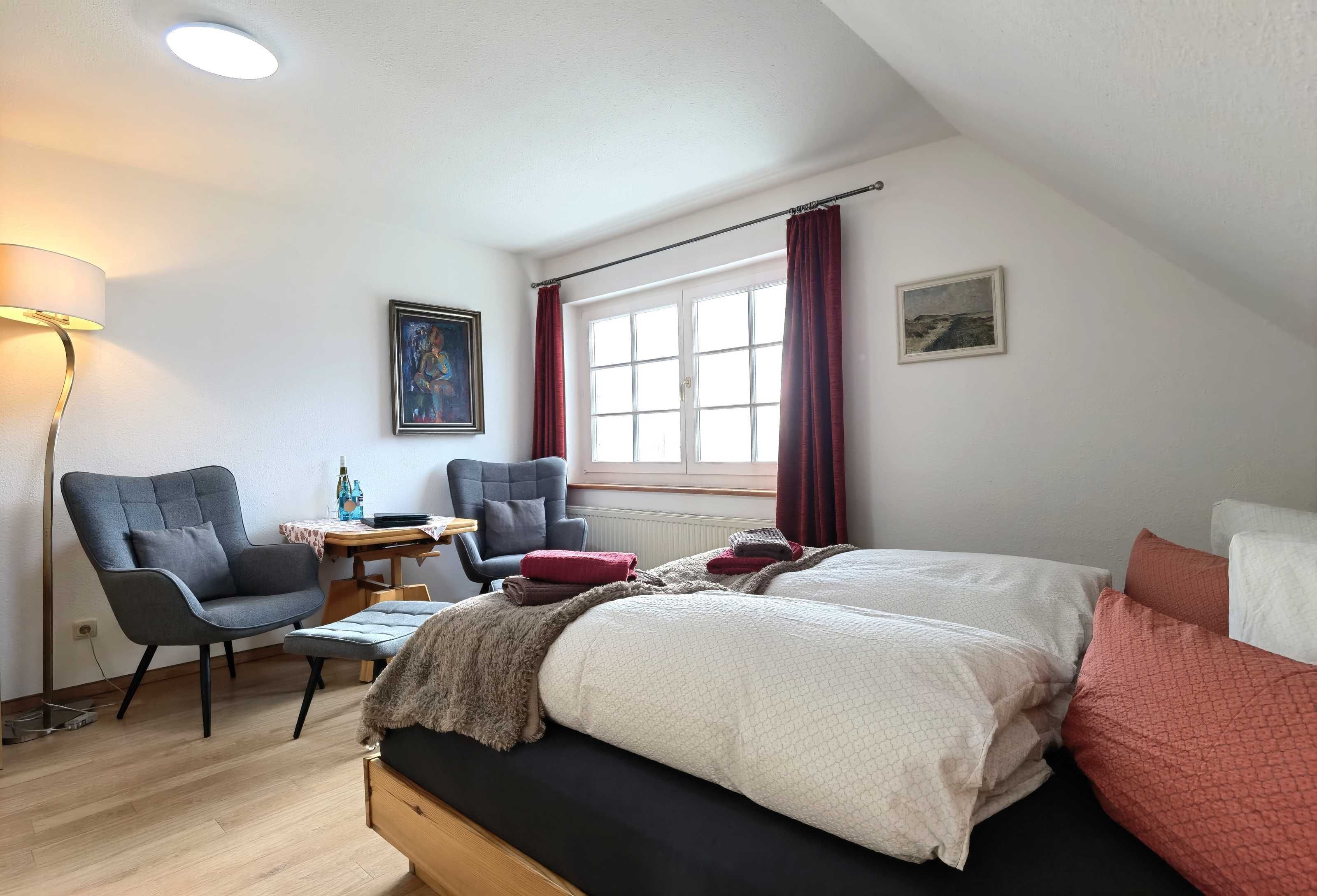 1 bedroom, travel crib, WiFi, bed sheets