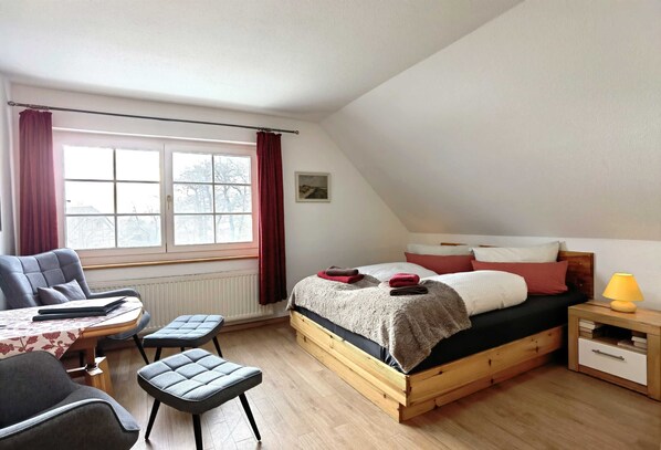 1 chambre, lit parapluie, Wi-Fi, draps fournis