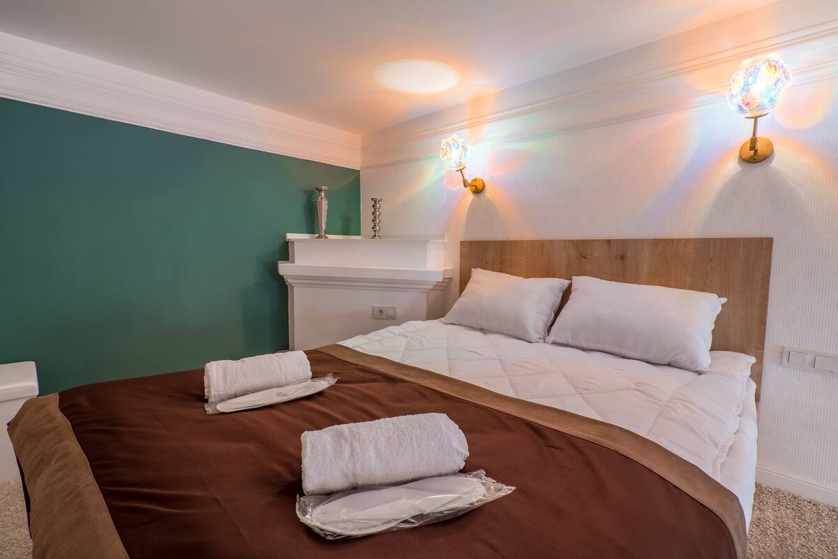 In-room safe, individually decorated, blackout curtains, soundproofing