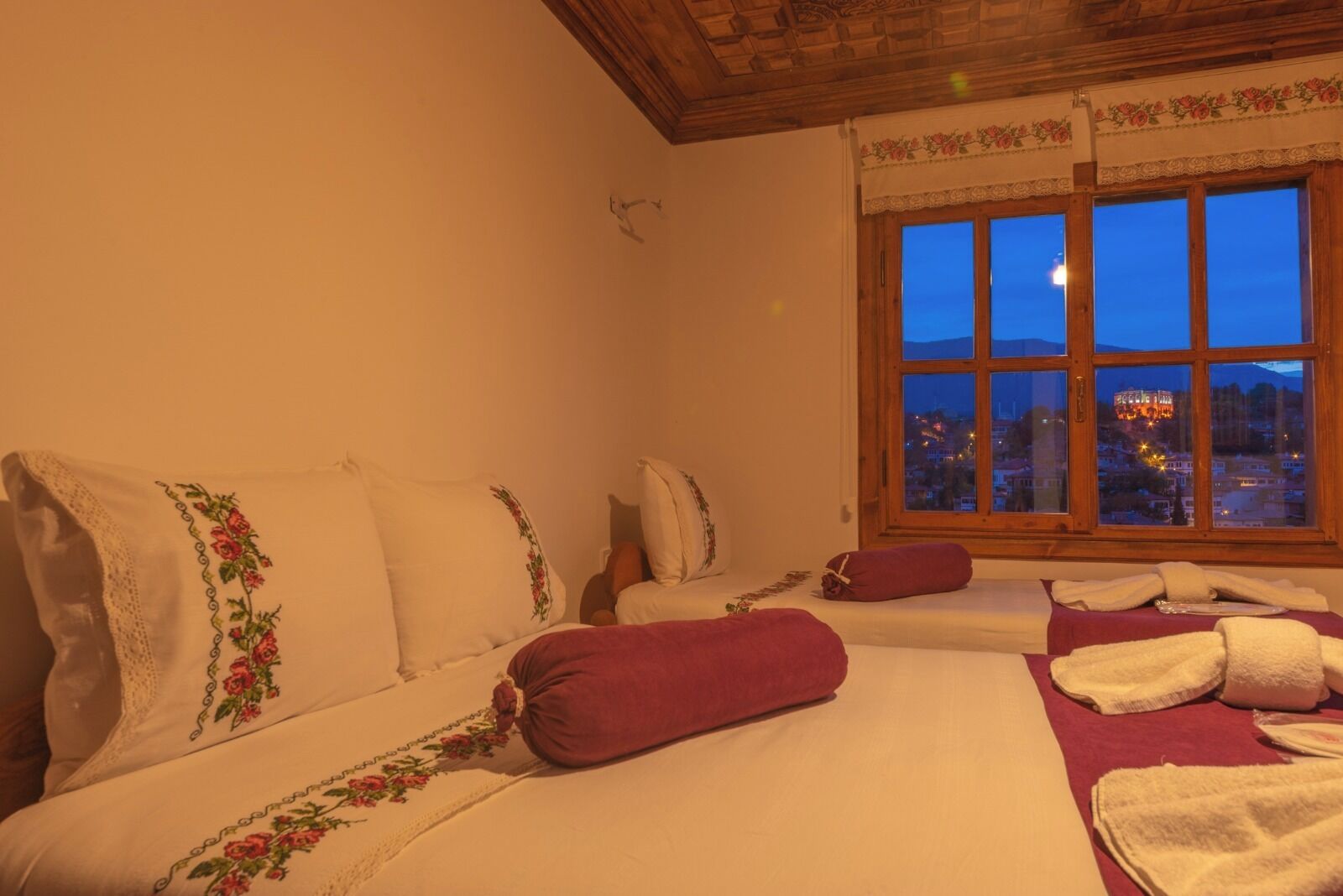 egyptian cotton sheets, premium bedding, minibar, blackout curtains