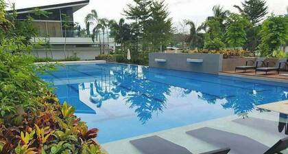 Come & Stay for Business or Holiday, decent room, affordable comfort guaranteed