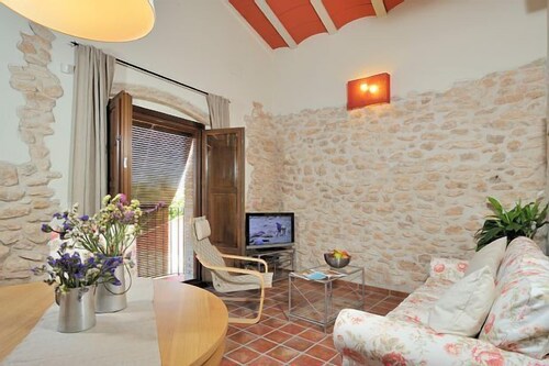 Masia Casa Roja for 5 people