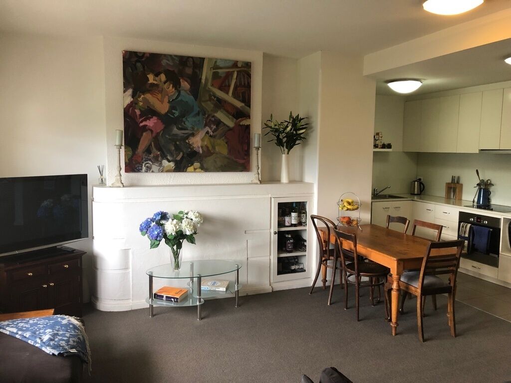 Stylish Albert Park gem close to MSAC, city, cafes