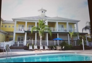 Udendørs pool, opvarmet pool