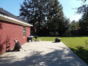 Terrace/patio - The "Home Over the Bridge" (Atmore)