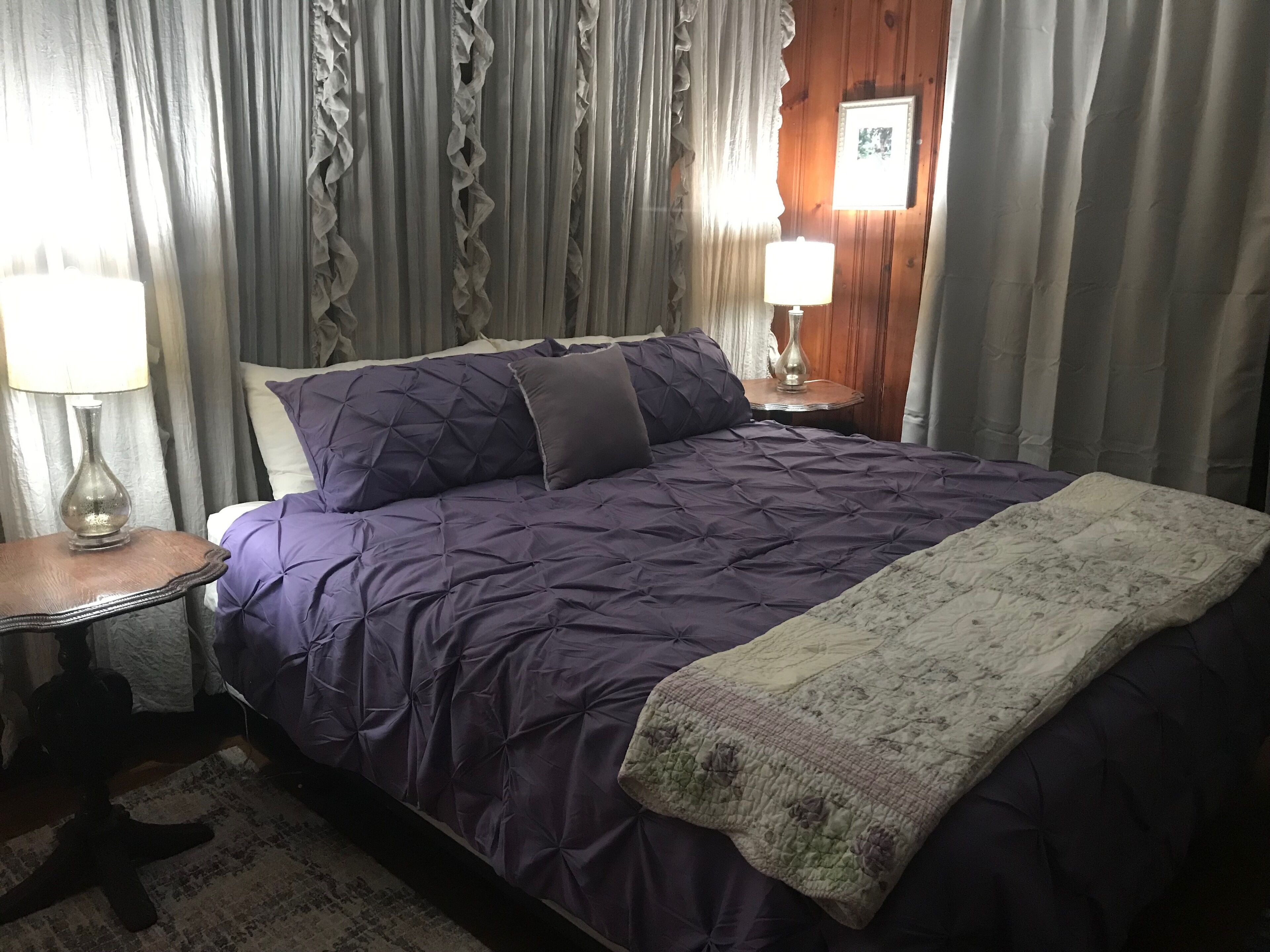 6 chambres, fer et planche à repasser, Wi-Fi, draps fournis