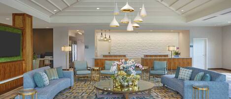 Lobby lounge