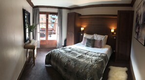 1 slaapkamer, een kluis op de kamer, een strijkplank/strijkijzer