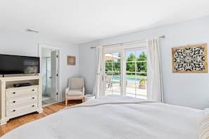 4 Schlafzimmer, Schreibtisch, BĂŒgeleisen/BĂŒgelbrett, Reisekinderbett