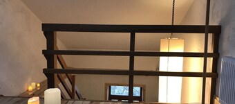 Ekaterinenskaya-Bunina Art Apartment