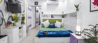 Homlee - Heritage 2 Bed Room near Pragati Maidan