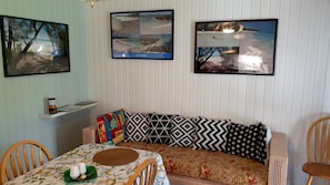 TV - "Most Convenient Location For Your Vacation" (Eleuthera)