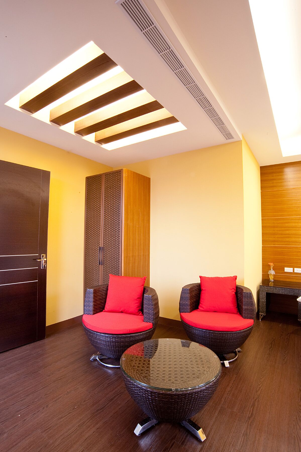 峇里岛奢华双人房 | 办公桌、遮光窗帘、隔音、折叠床/加床（额外收费）