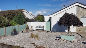 Property grounds - Penmon View, Moelfre, Anglesey. With sea and mountain views. (Moelfre)