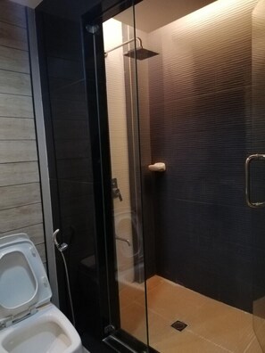 Chambre Double Deluxe | Salle de bain