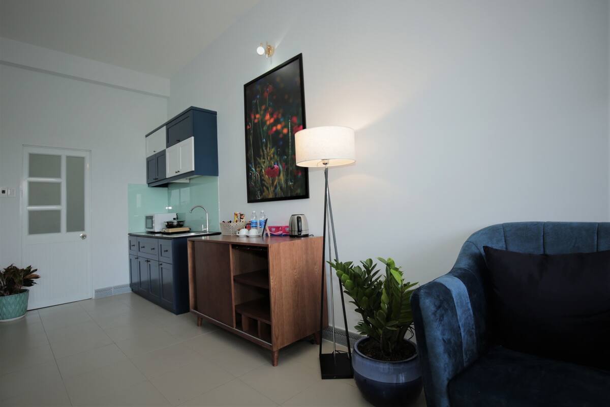 Suite, Kitchenette | Private kitchenette