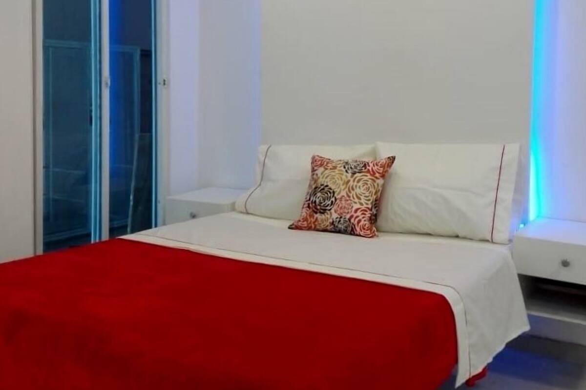Individually decorated, individually furnished, free WiFi, bed sheets