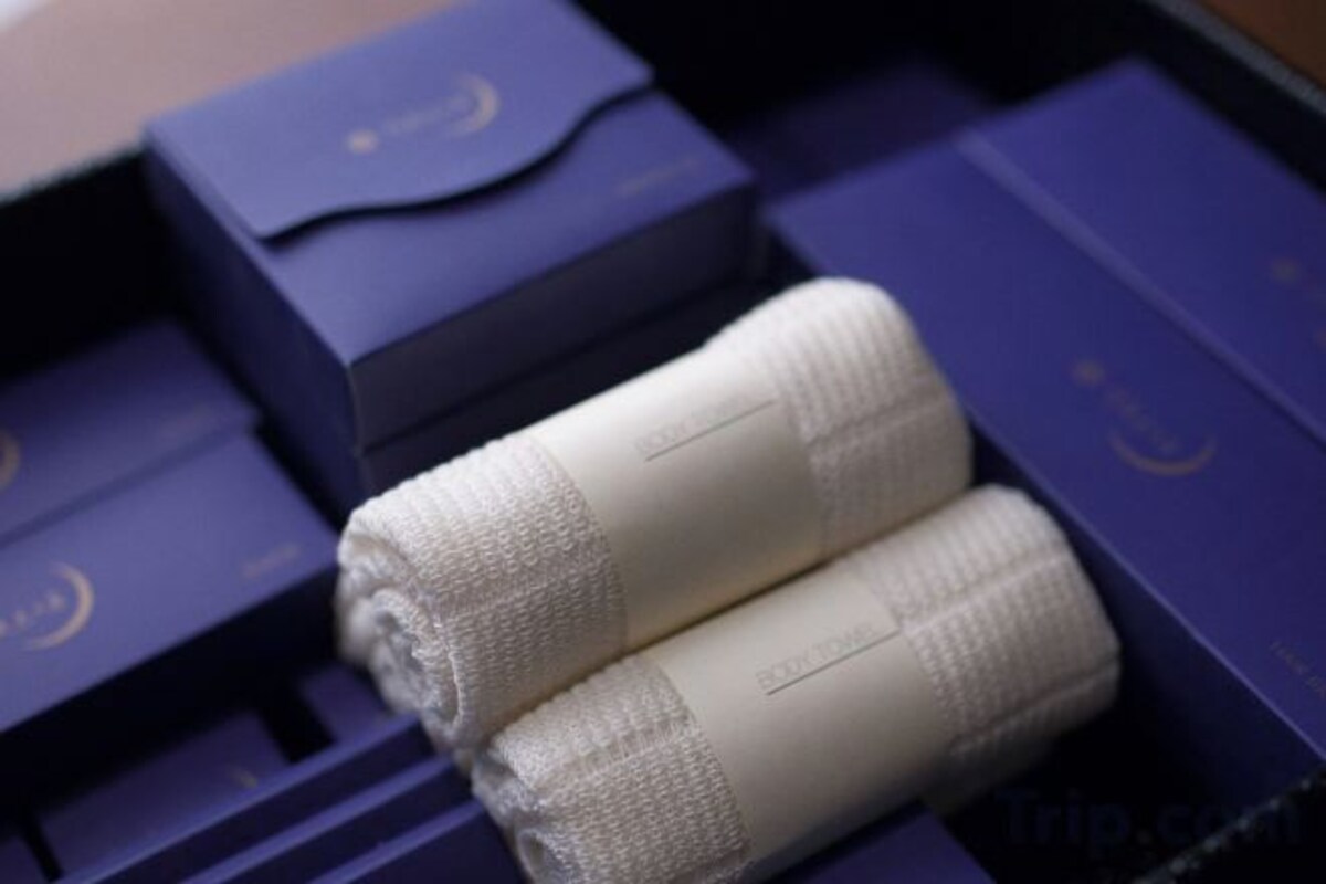 Bathroom amenities