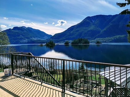 Balcony. Frigon Suite - Waterfront