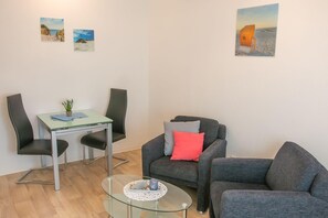 TV - "Relaxation and recreation in the little pearl on the Baltic Sea!" (Dahme)