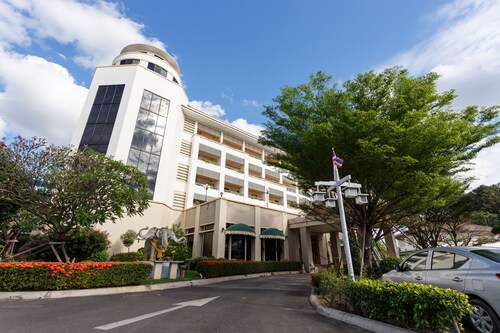 Surin Majestic Hotel