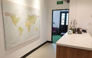 Quầy tiếp tân