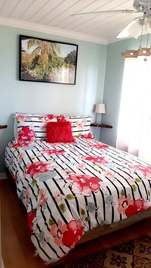 1 chambre, fer et planche à repasser, Wi-Fi, draps fournis