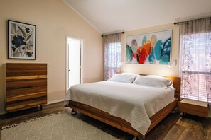 3 chambres, fer et planche à repasser, Wi-Fi gratuit, draps fournis