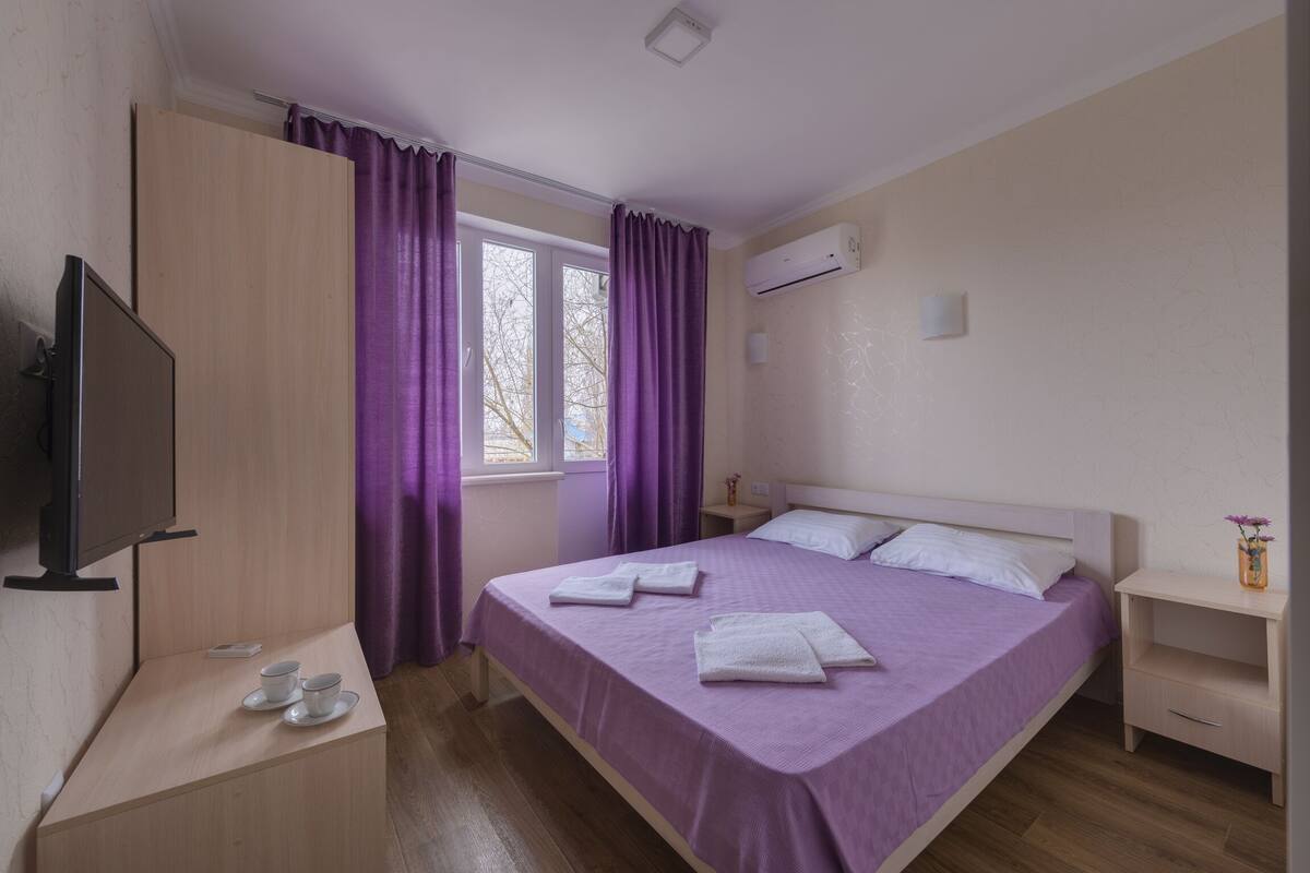 In-room safe, iron/ironing board, free WiFi, bed sheets