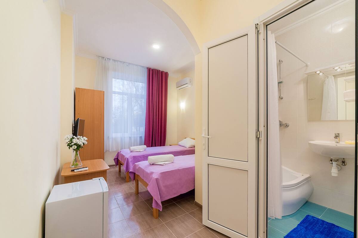 In-room safe, iron/ironing board, free WiFi, bed sheets