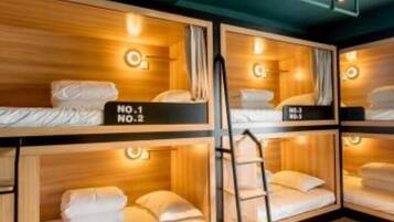 Blackout curtains, free WiFi, bed sheets