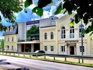 Fachada de la propiedad