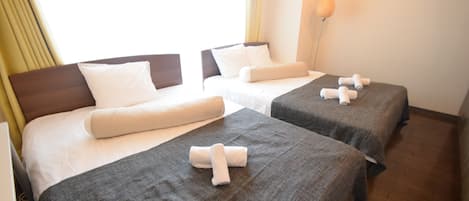 Standard Double Room (701)