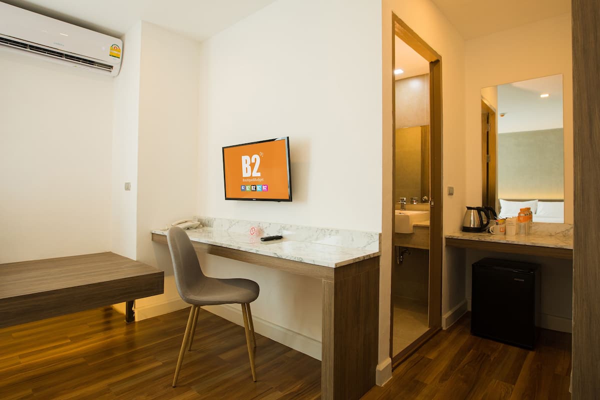 deluxe triple room | in-room safe, free wifi