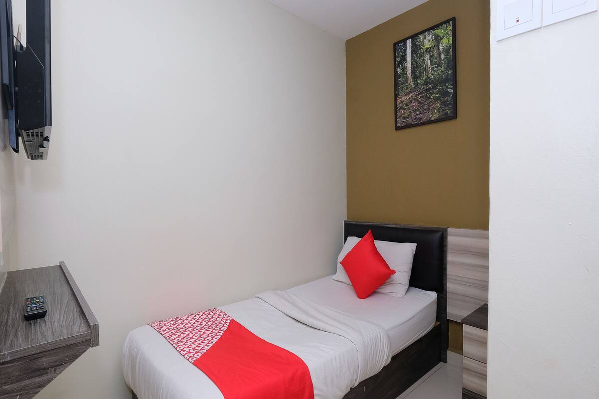 Habitación individual estándar | Escritorio, wifi gratis y ropa de cama 