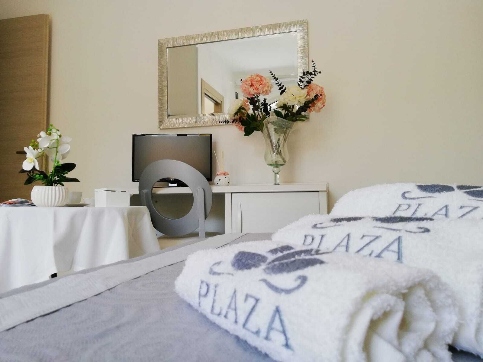 1 bedroom, minibar, in-room safe, desk