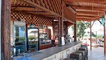 Bar (en la propiedad)