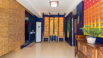 Habitación exclusiva, no fumadores | Sistema de insonorización, wifi gratis, ropa de cama