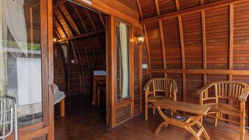 Deluxe Double Room, Garden View | Terrace/patio