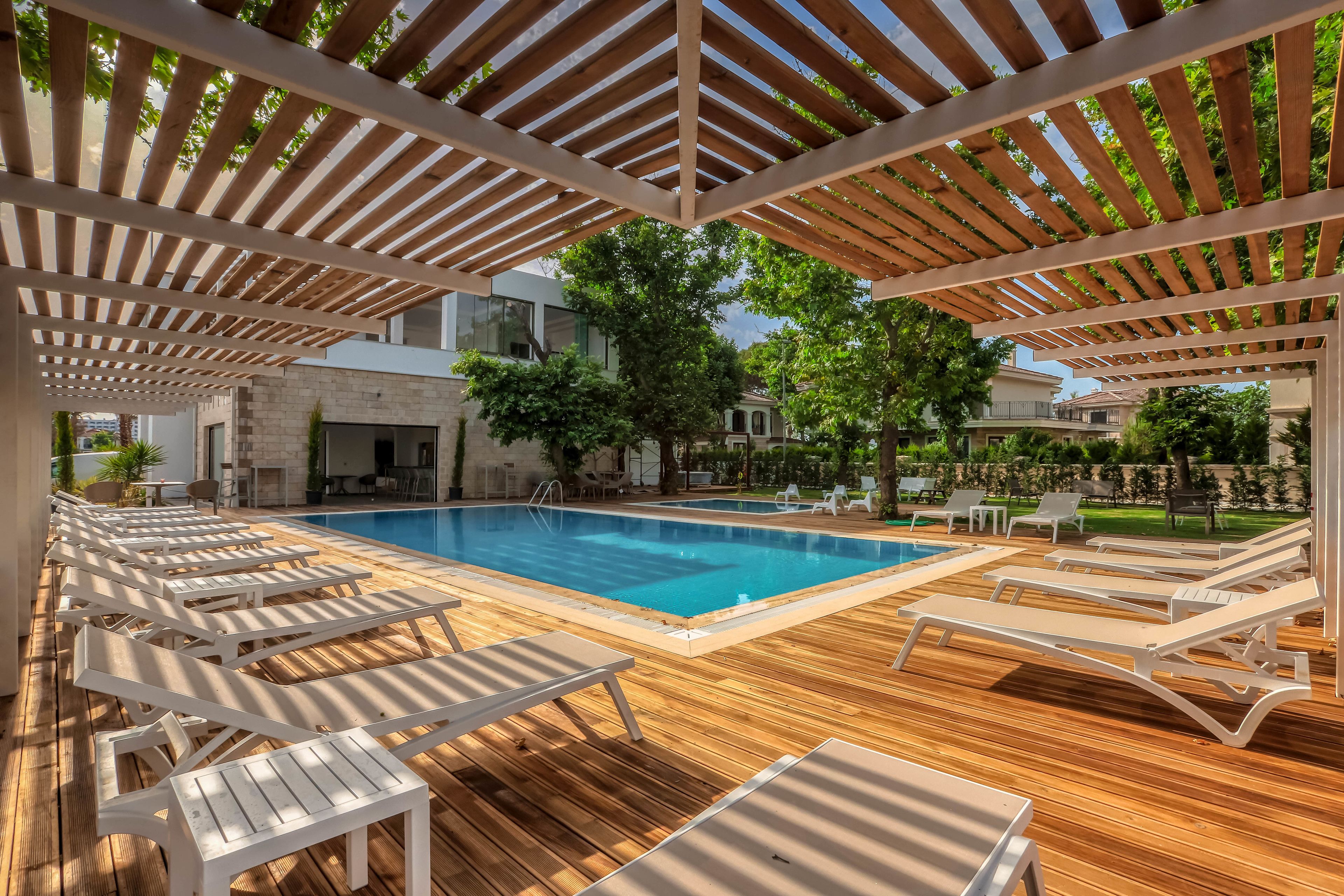 seasonal outdoor pool, open 8:00 am to 7:00 pm, free pool cabanas