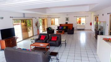 Sala de estar en el lobby