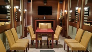 Unclassified image, 2 of 91, button - Garni Hotel Aleksandar (Novi Sad)