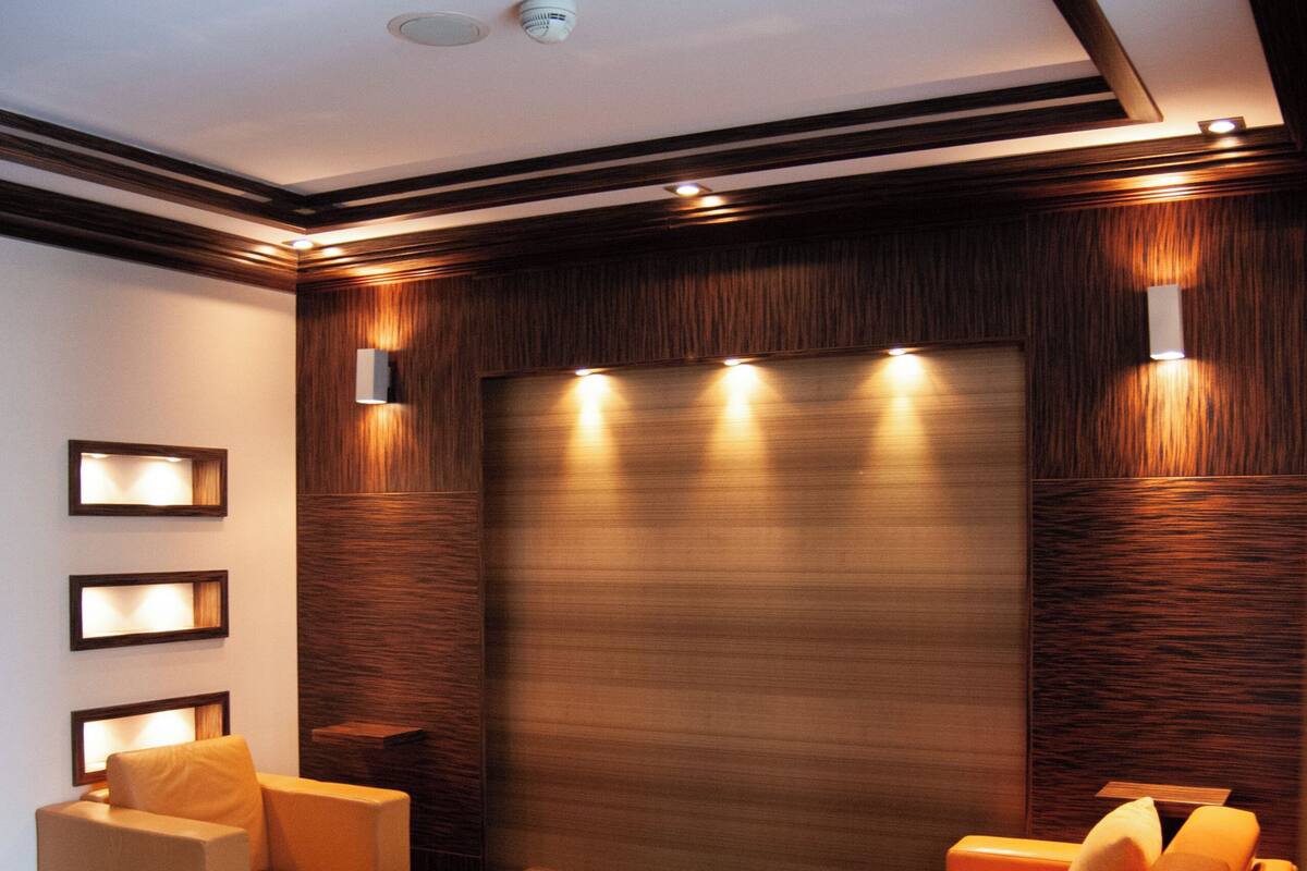 Executive Suite, Balcony | Minibar, in-room safe, desk, laptop workspace