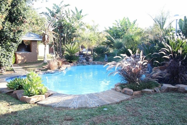 2 AuĂenpools