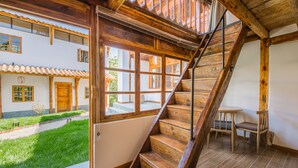 Loftsrom – comfort, bakgårdsutsikt