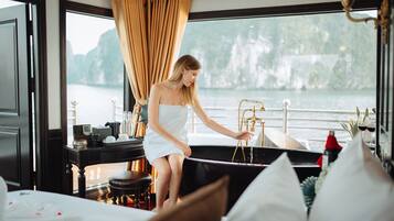 Athena Royal Suite, Panoramic View, Balcony | Bathroom sink