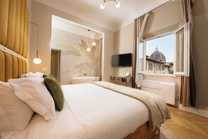 华丽双人房, 1 张特大床, 热水浴缸, 塔楼 | 迷你吧、客房内保险箱、特色装修、特色家居