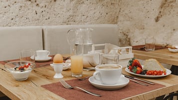 รวมอาหารเช้าแบบคอนติเนนทัล ทุกวัน