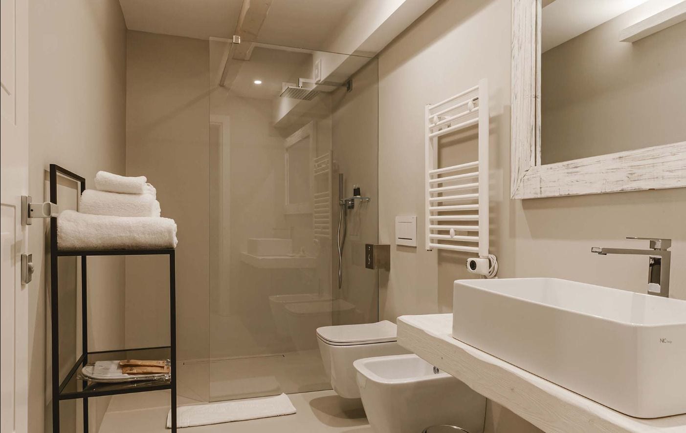 family suite, river view | bathroom | free toiletries, hair dryer, slippers, bidet