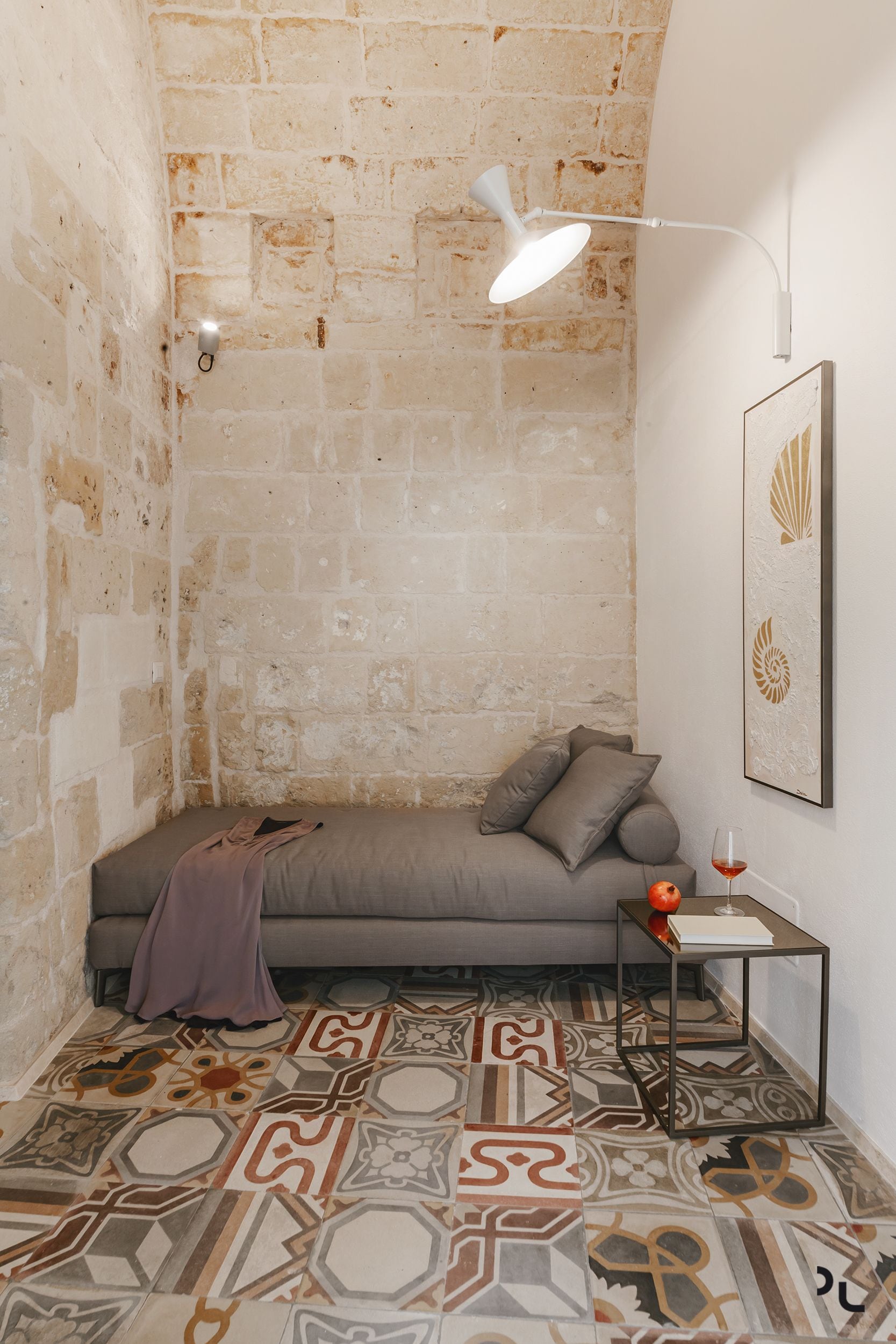 deluxe room | egyptian cotton sheets, premium bedding, in-room safe